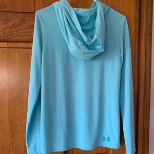 Under Armour women’s sweatshirt